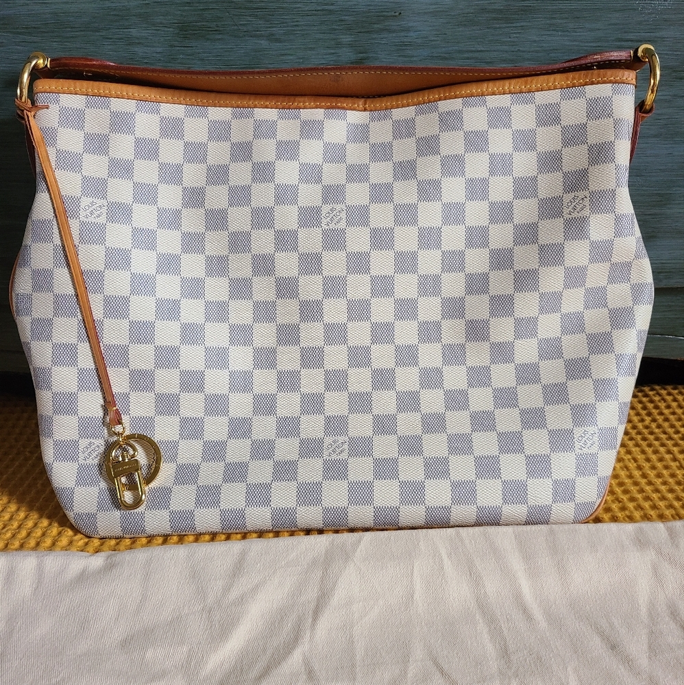 Authentic Louis Vuitton Delightful MM